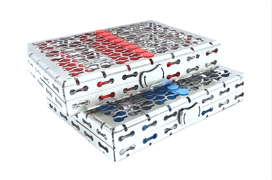 Galaxy lightweight steel wash tray for 8 instruments, 17 x 13 x 3.4 cm.