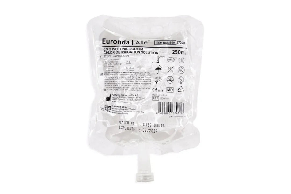 Weesgaard Flushing Water Sodium Chloride, 20 x 250 ml Bags - New